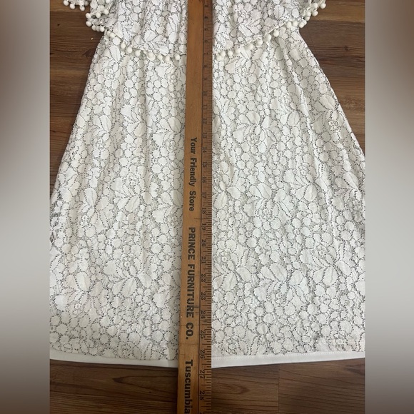 Lily Rose adorable white lace dress with liner and Pom poms, size M,27” long - Picture 5 of 8